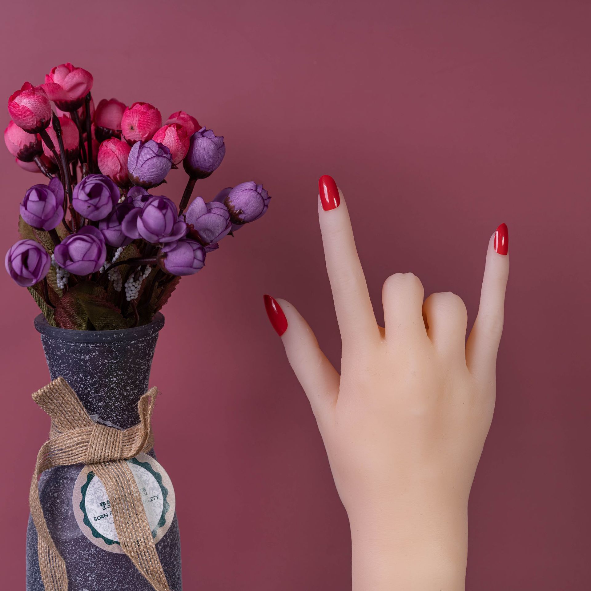 Model Dłoni Damskiej do Sztuki – Nail Art Nail Art recenzja i cena