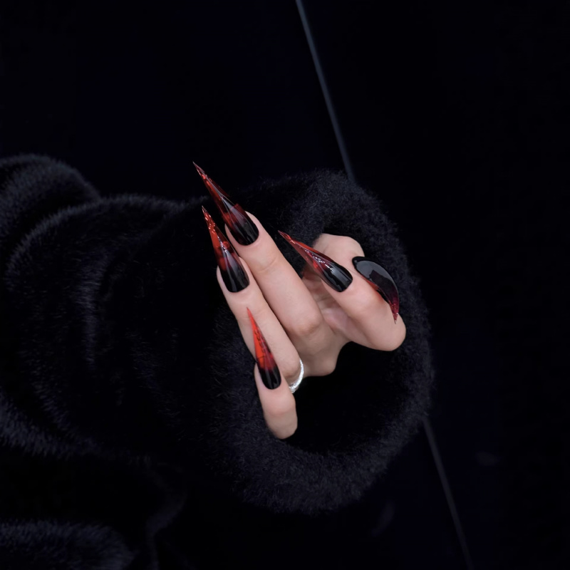 Europejskie i amerykańskie tra – Nail Art Gothic recenzja i cena